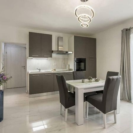וודיצה Royal Silver Apartment מראה חיצוני תמונה